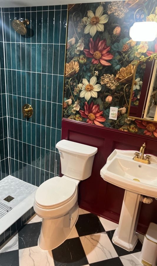 haymarket green tile bathroom 03